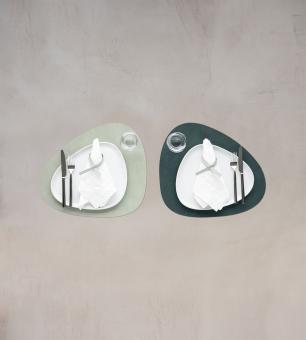 Table Mat Curve, wendbar, 37 x 44 cm 